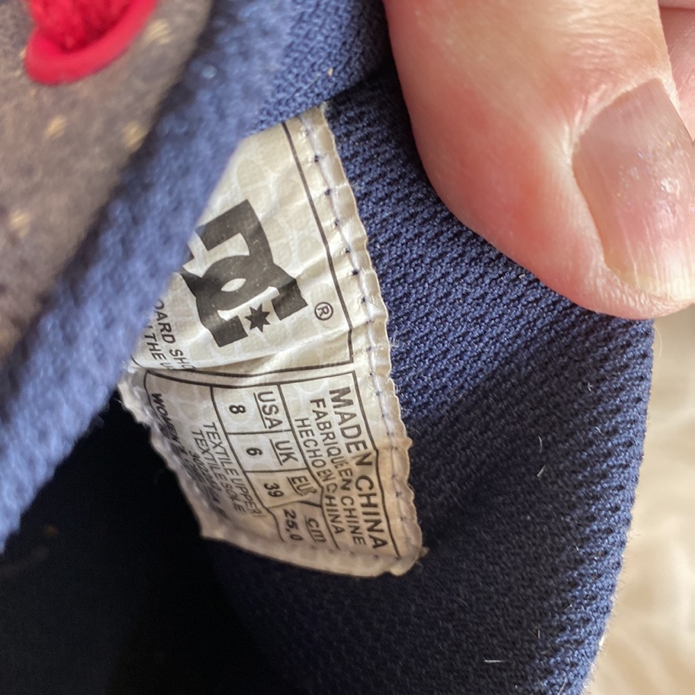 DC skateboard  shoes - Picture 6 of 12